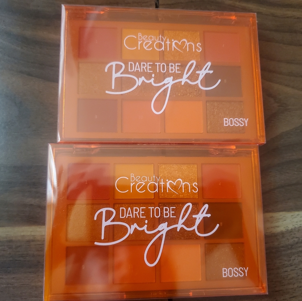 Dare To Be Bright Bossy Eyeshadow palette